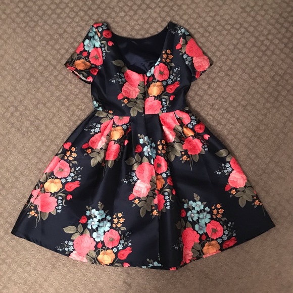 Chi Chi London Floral Dress- Size-UK 14 and US 14 - Picture 2 of 6
